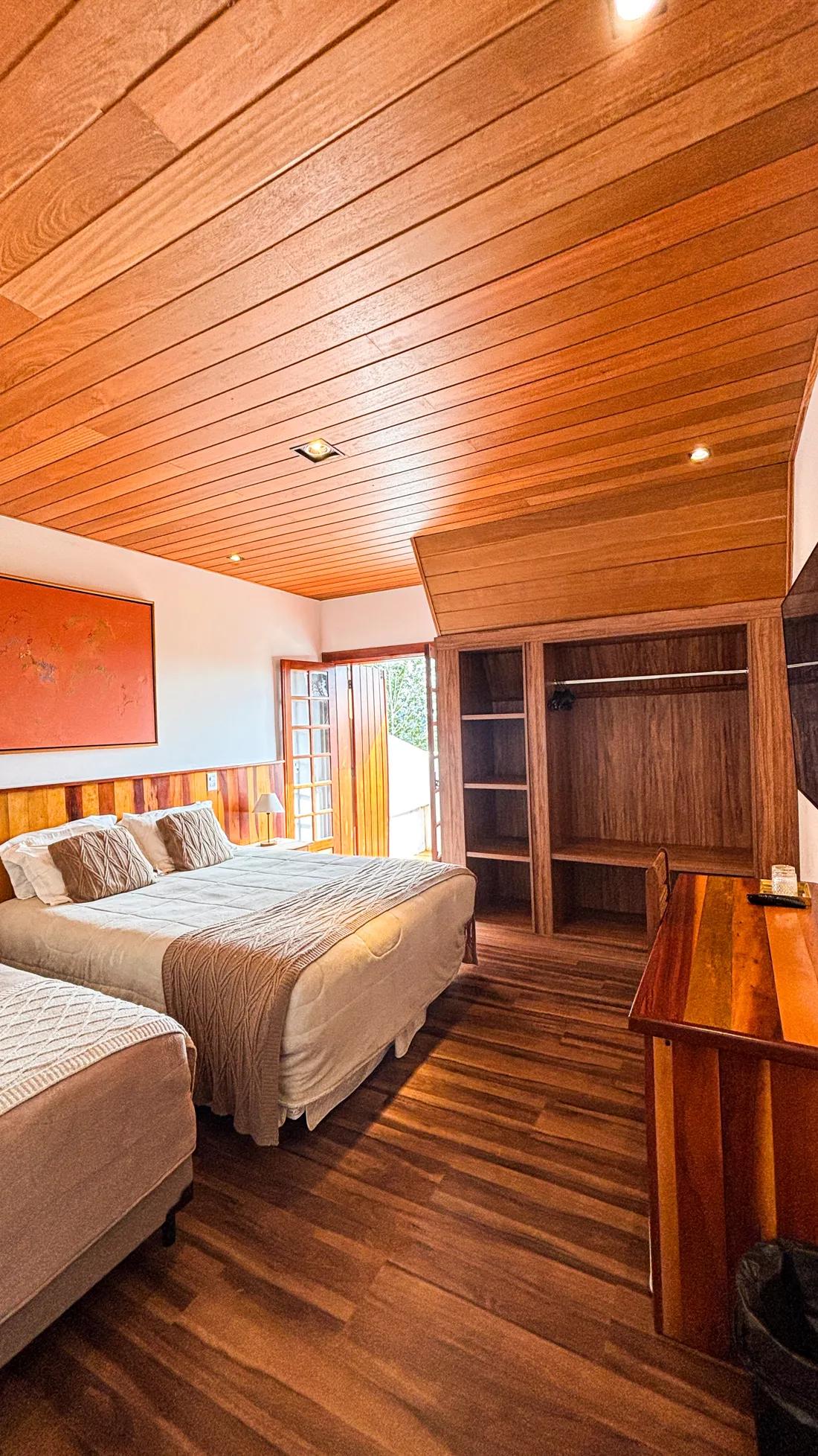 Quarto 5 · Montanha — foto 5